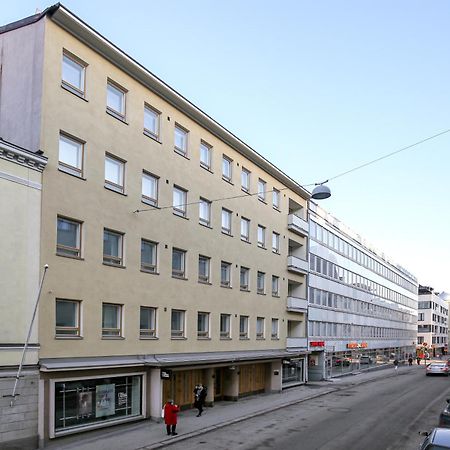 Kotimaailma Apartments Kamppi - Spacious 1Br ヘルシンキ エクステリア 写真