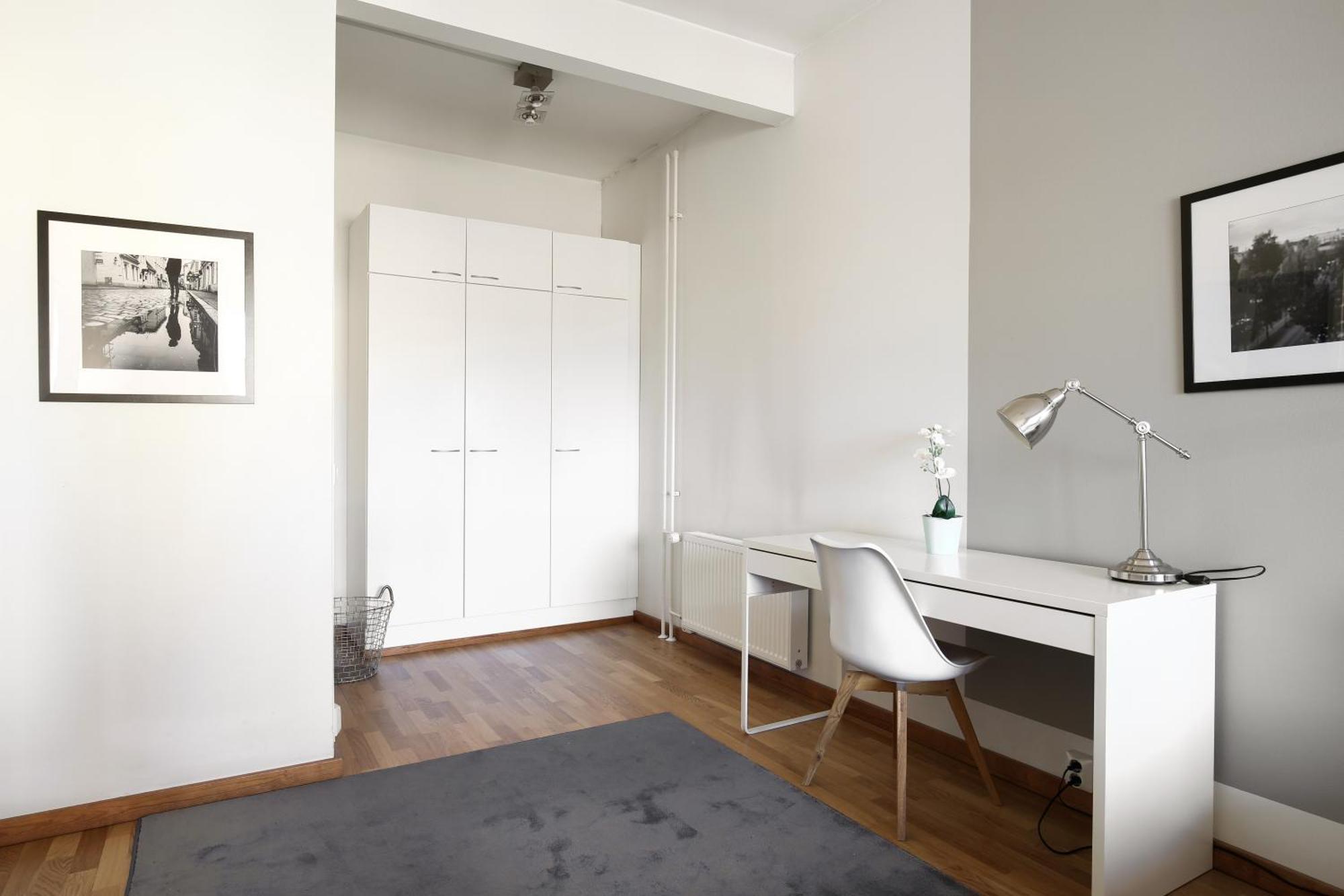 Kotimaailma Apartments Kamppi - Spacious 1Br ヘルシンキ エクステリア 写真