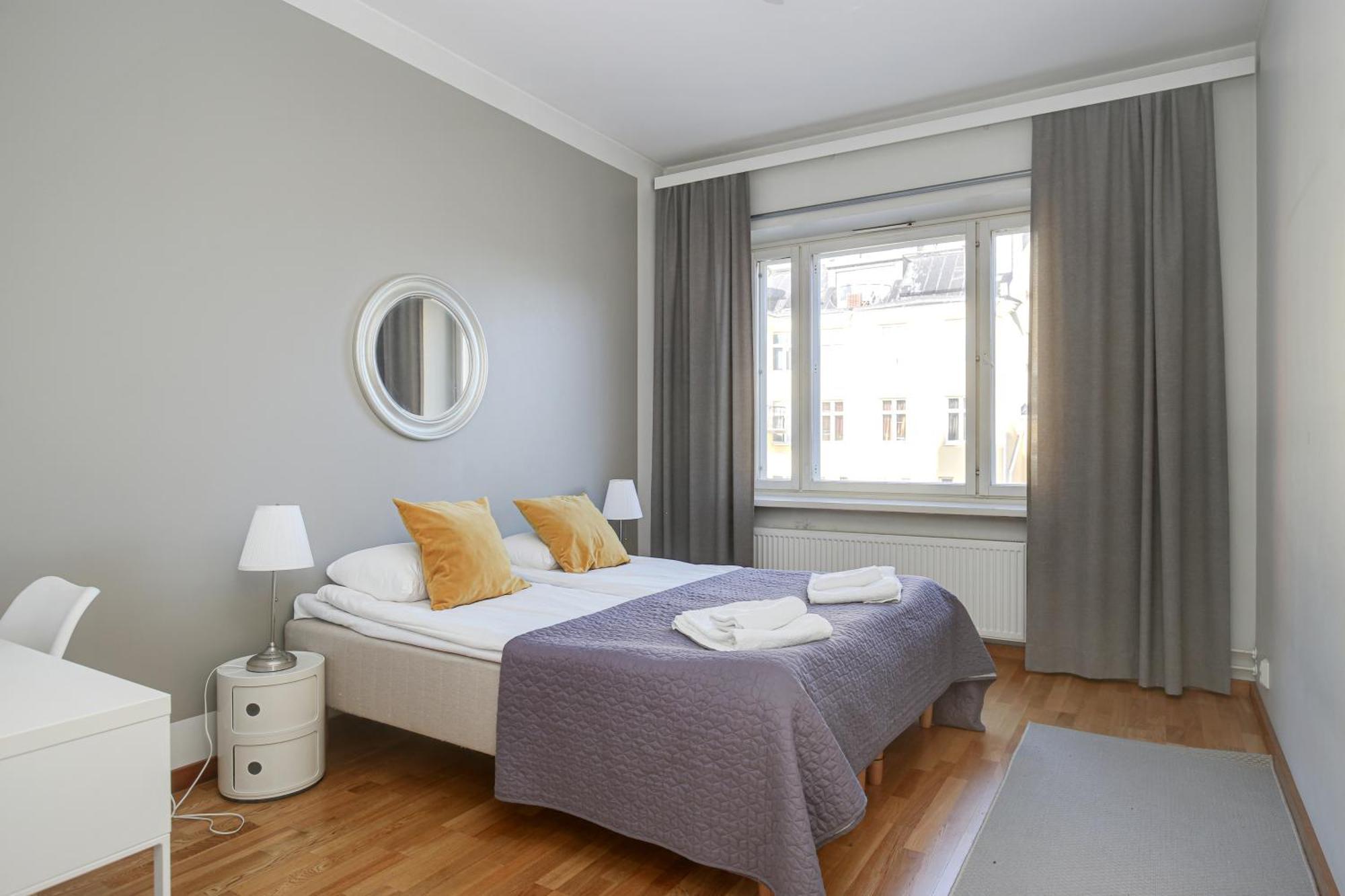 Kotimaailma Apartments Kamppi - Spacious 1Br ヘルシンキ エクステリア 写真